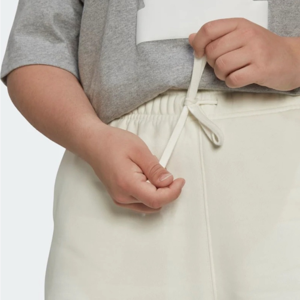 NWT [Adidas] Ps Fleece Drawstring Sweatshorts In Off White Women’s Plus Size 3X - Picture 4 of 14